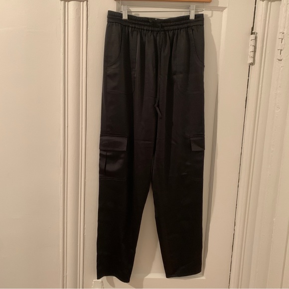 Eli Tahari Zuma Satin Cargo Jogger Pants - Small - Picture 3 of 15